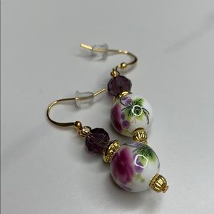 kathrynrdesign Jewelry - Purple gold flower beaded earrings. (A1027) New kathrynrdesign Jewelry - Purple gold flower beaded earrings. (A1027) New